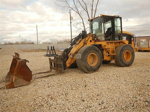 2004 CATERPILLAR 924G