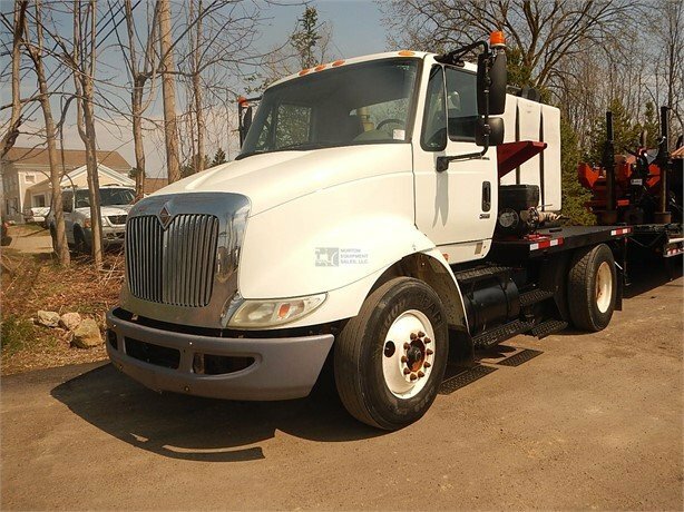 2013 DITCH WITCH JT25