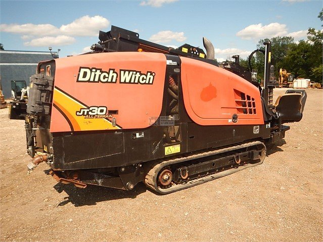 2017 DITCH WITCH JT30AT