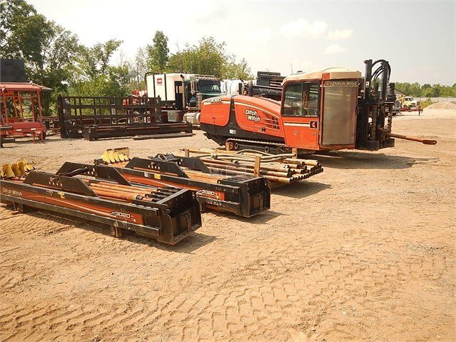 2012 DITCH WITCH JT3020AT