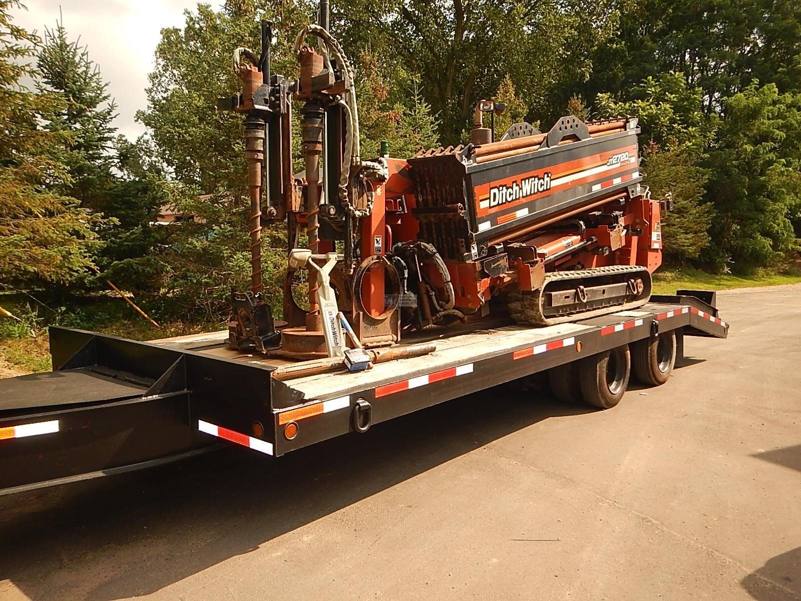 2005 DITCH WITCH JT2720 MACH 1