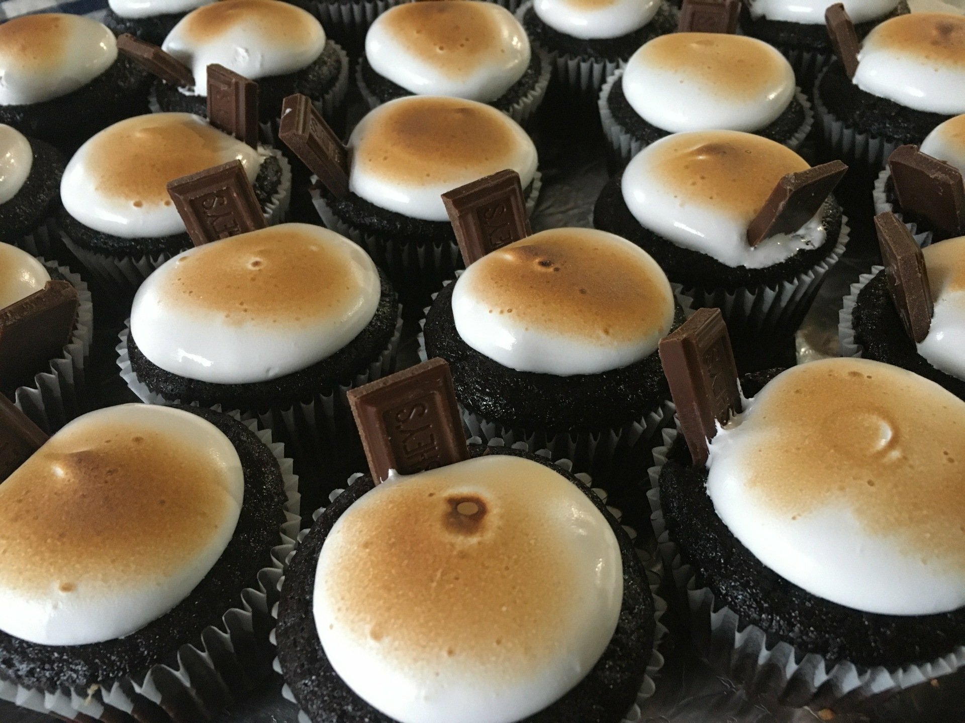 CAMPFIRE S'MORES