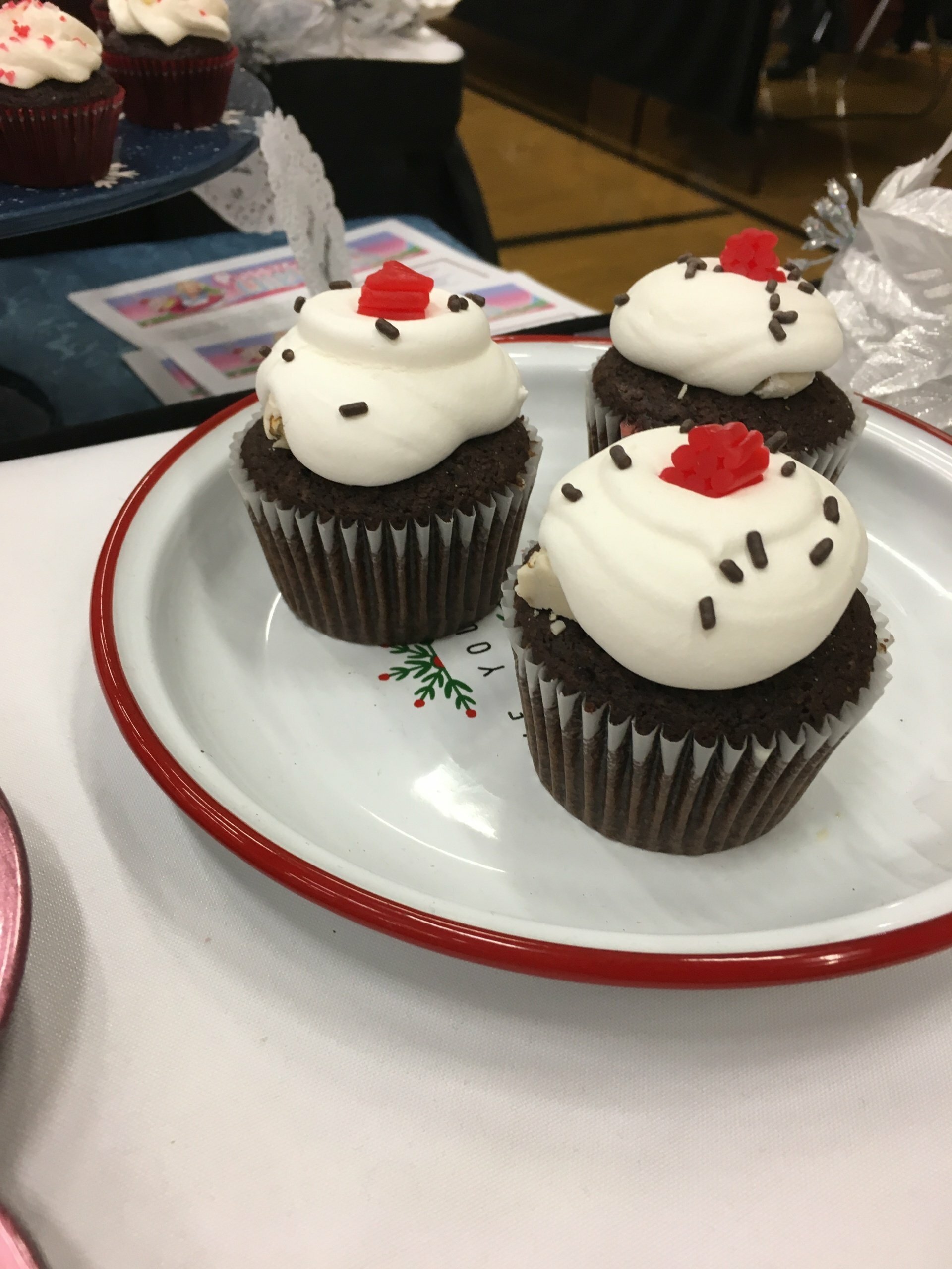 CHOCOLATE CHERRY LICORICE