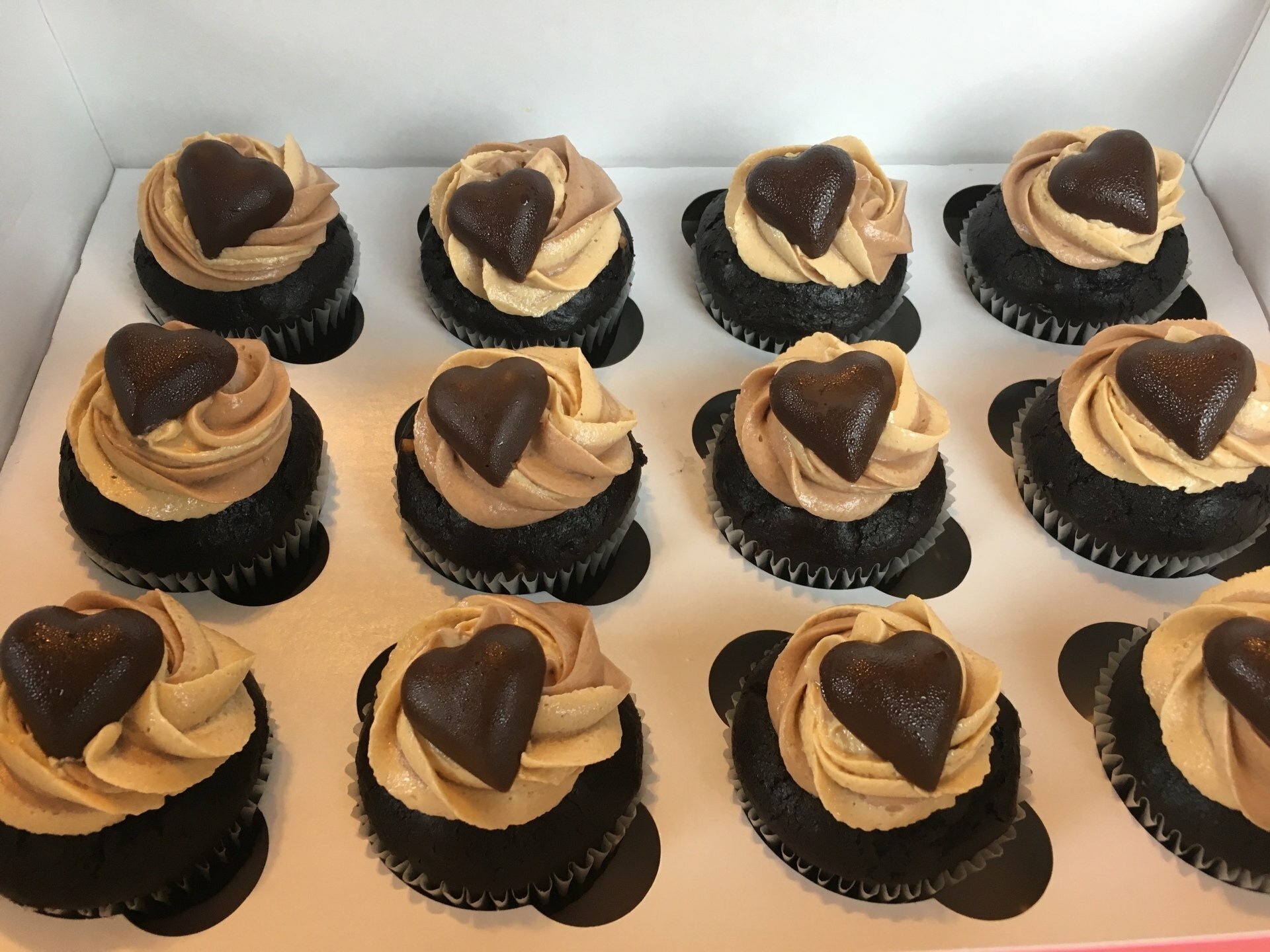 CHOCOLATE PEANUT BUTTER SWIRL