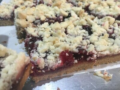 GLUTEN-FREE CRANBERRY BARS