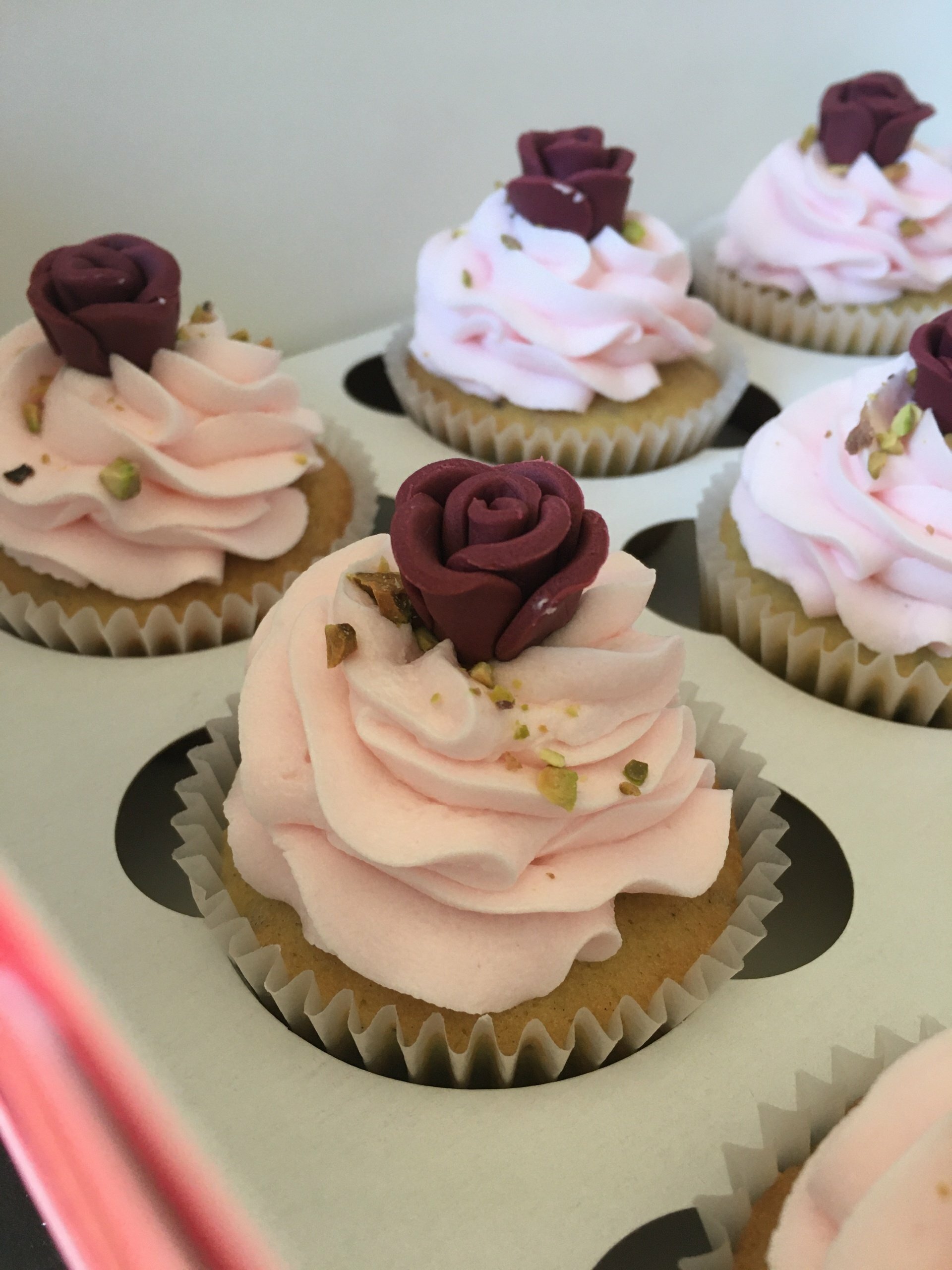 HONEY PISTACHIO ROSE