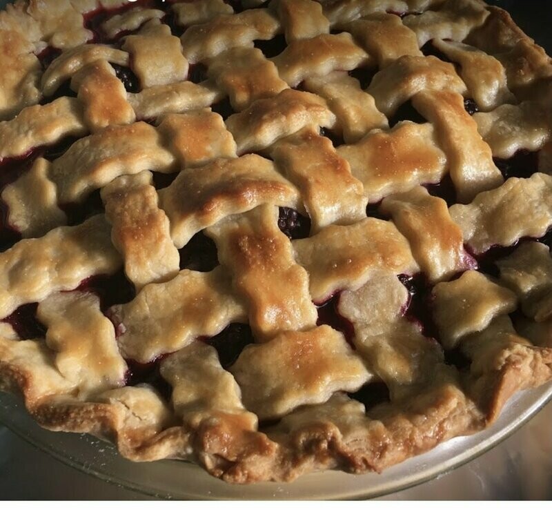 GOURMET MIXED BERRY PIE