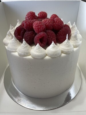VEGAN VANILLA & RASPBERRIES CAKE