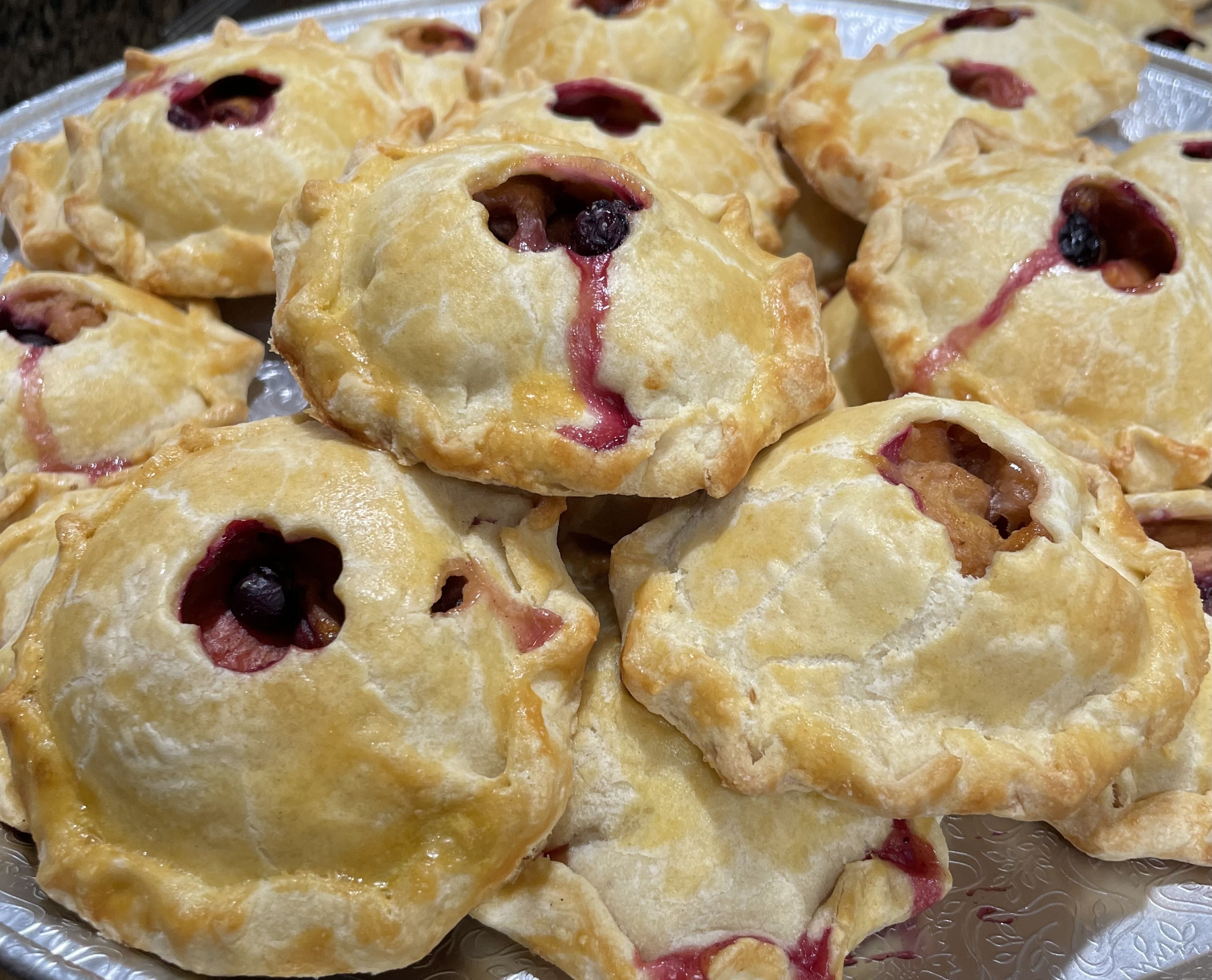 GOURMET PEACH BLUEBERRY HANDPIES