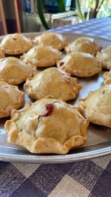 GOURMET STRAWBERRY RHUBARB HANDPIES