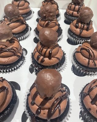 CHOCOLATE BRANDY PECAN