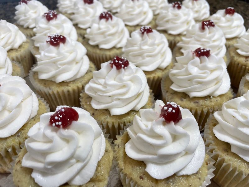 ALMOND RASPBERRY