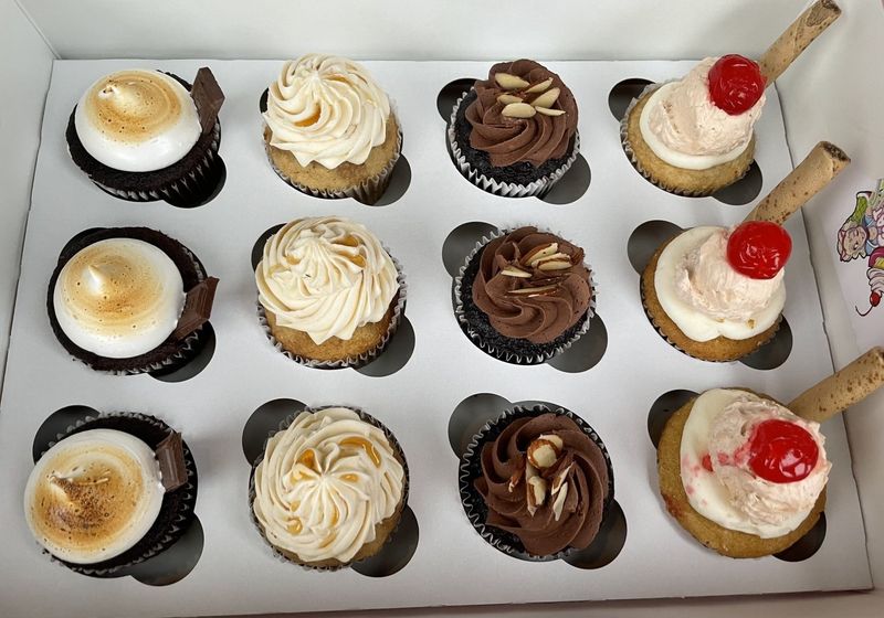 MYSTERY DOZEN