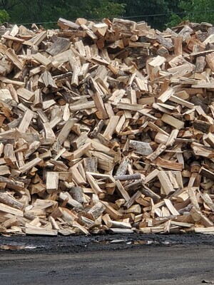 Fire Wood: 1/2 Cord, Native Hardwood, Seasoned, Cut/Split 16