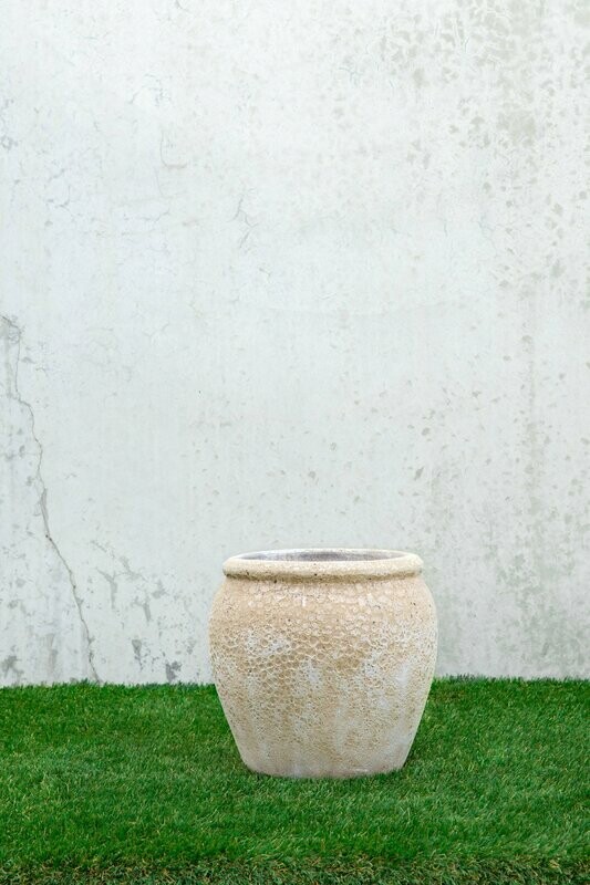 LARGE BETA POT 
(36cm X 33cm)