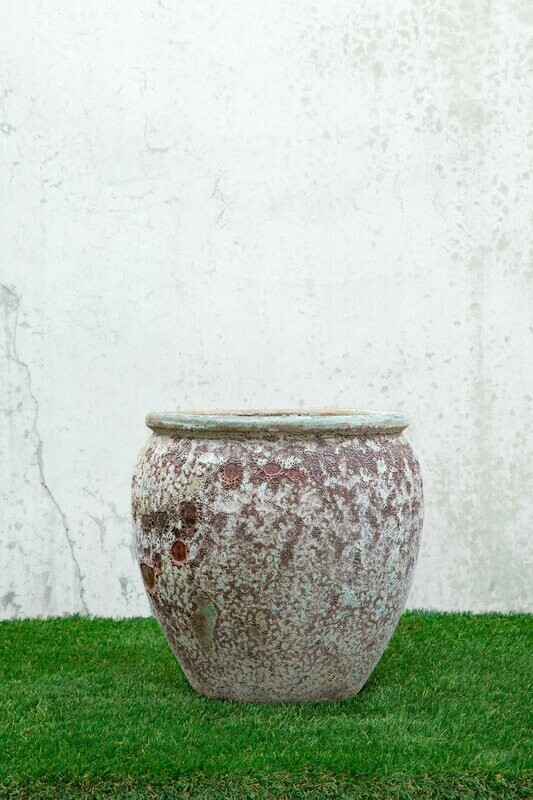 LARGE POT 
(52cm X 50cm)