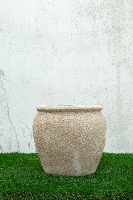 LARGE BETA POT 
(51cm X 46cm)