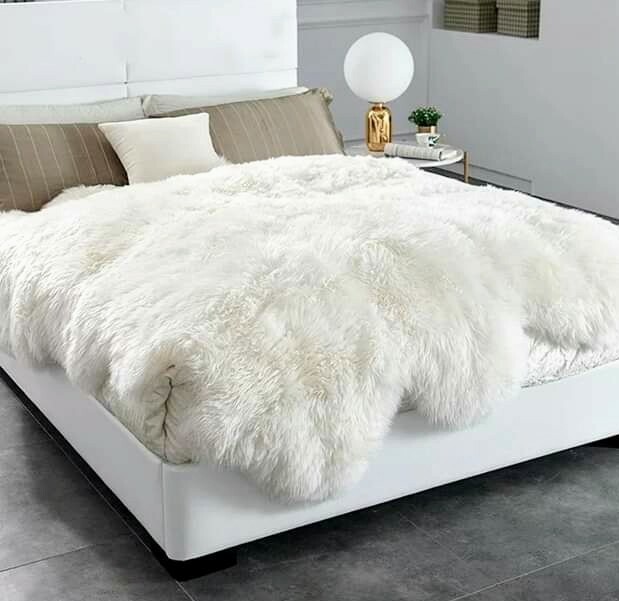 Premium &quot;Lush&quot; Sheepskin Bed Cover (Eight Pelts). Featured Photo in Sky White. Available in other colours.
