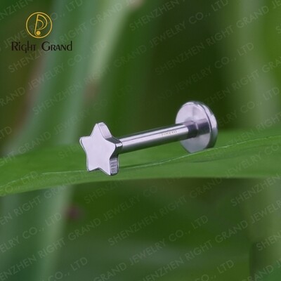 Right Grand Implant Grade ASTM F136 Titanium Internally Threaded Star Labret