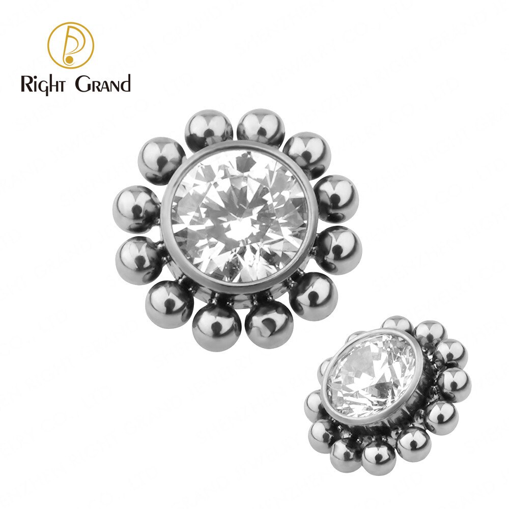 Right Grand Implant Grade Titanium  Internally Threaded Center CZ With Ball Cluster Labret Top