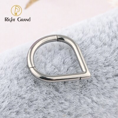 Right Grand Mirror Polish ASTM F136 Titanium Implant Grade V Shape Nose Hinged Clickers