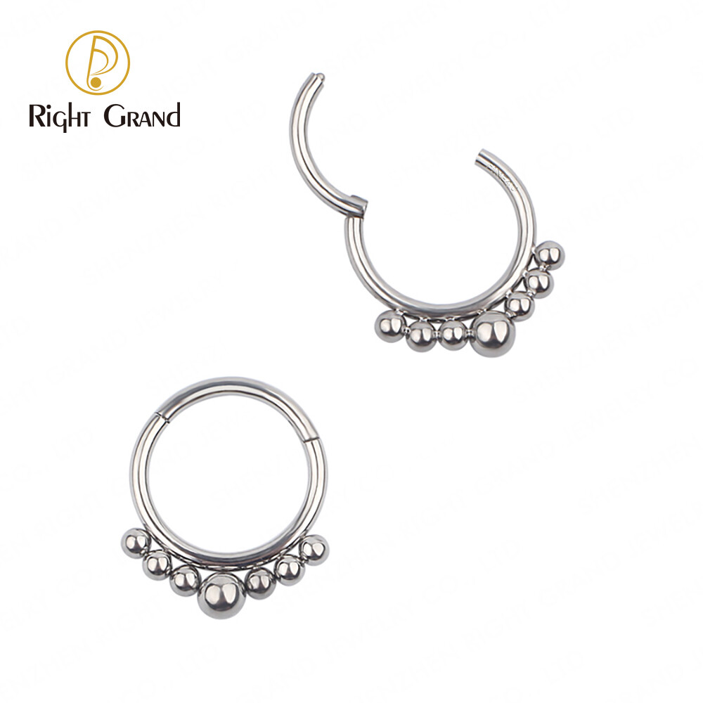 Right Grand Mirror Polished ASTM F136 Titanium Beads Cluster Hinged Nose Clickers