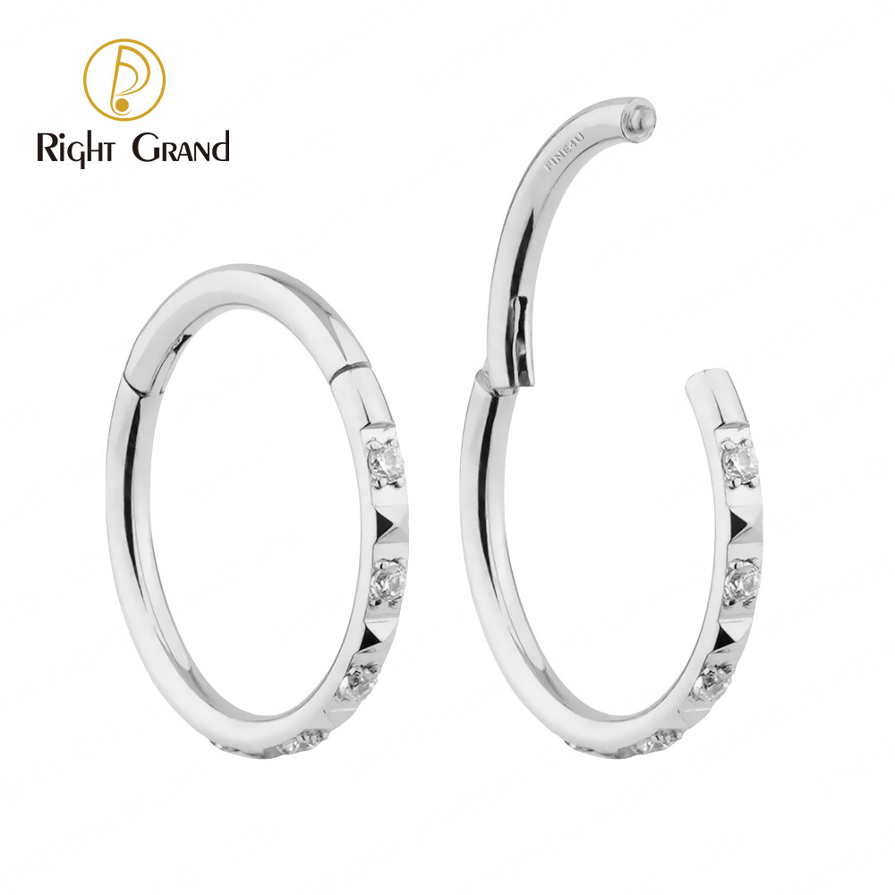 Right Grand Implant Grade ASTM F136 Clear Zircon Pyramid Cutting Tragus Helix Conch Rings
