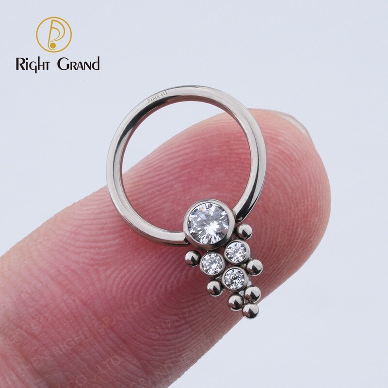 Right Grand Implant Grade ASTM F136 Titanium Bezel Set Clear Zircon With Bead Clusters Captive Bead Ring
