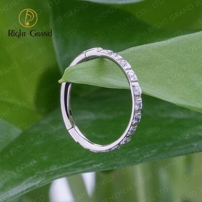 Right Grand Implant Grade ASTM F136 Titanium Square Clear CZ Hinged Segment Conch Piercing Hoops Right Grand Implant Grade ASTM F136 Titanium Square Clear CZ Hinged Segment Conch Piercing Hoops