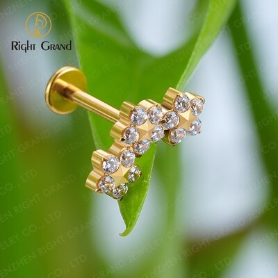 Right Grand ASTM F136 Titanium Triple CZ Flower Cluster Labret Internally Threaded Trinity Floral for Tragus Monroe Cartilage