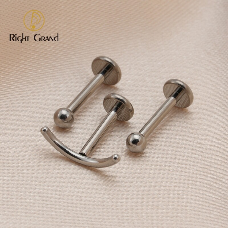 Right Grand ASTM F136 Titanium 3pcs Smile Face Flat Internally Threaded Helix Cartilage Tragus Stud Earrings  Piercings Jewelry