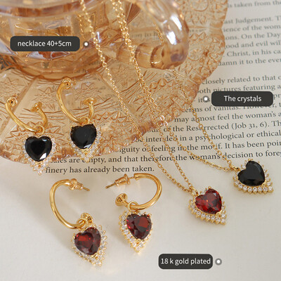 Right Grand Popular Luxury Wedding Sparkling Brass Crystal Stone Heart Pendant Earring Necklace Jewelry Set For Women And Girls