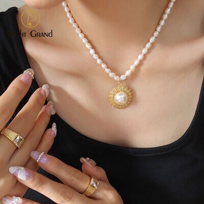 Right Grand New Fashion Vintage Luxury Ladies Honeycomb Straw Hat Design Big Pendant Necklace Baroque FreshWater Pearl Jewelry