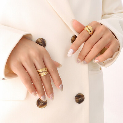 Right Grand Trendy Ladies Fashion Jewelry Chunky Unique Accessories Leaf Feathers Gold Plated Women Stainless Steel Rings