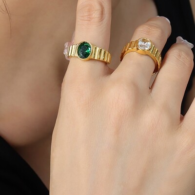 Right Grand Trendy High Quality Women Jewelry Vintage Green Cubic Zirconia Stainless Steel Gold Plated Women Zircon Finger Ring