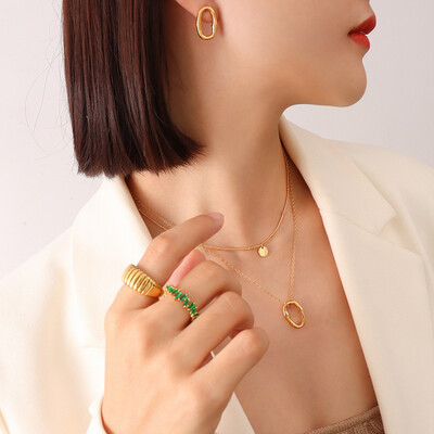 Right Grand Popular French Vintage Retro Oval Pendant Earrings Necklace Two-Piece Jewelry Set