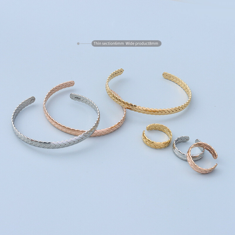 Right Grand Trendy Popular European And American 18K Gold Stainless Steel Bangle Bracelet Female Ring Jewelry Set