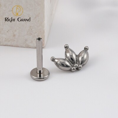 Right Grand 16G ASTM F136 Titanium Marquise Internally Threaded Flat Back Labret Helix Tragus Piercing Body Jewelry