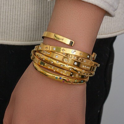 Right Grand Women Fashion Jewelry Tarnish Free Open Bangle Gold Plated Star Cubic Zirconia Stainless Steel Cuff Bracelet