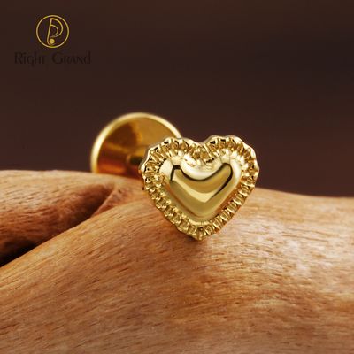 Right Grand ASTM F136 Titanium 16G Internal Threaded Heart Labret Lip Cartilage Stud Earring Monroe Helix Tragus Conch Ear Piercing Body Jewelry