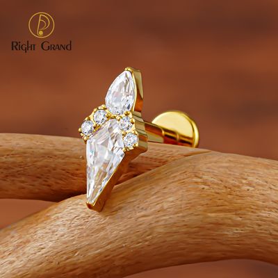 Right Grand ASTM F136 Titanium 16G Internal Threaded Afterglow Rhombus Kite CZ Stud Earring Cartilage Helix Tragus Conch Ear Piercing Body Jewelry