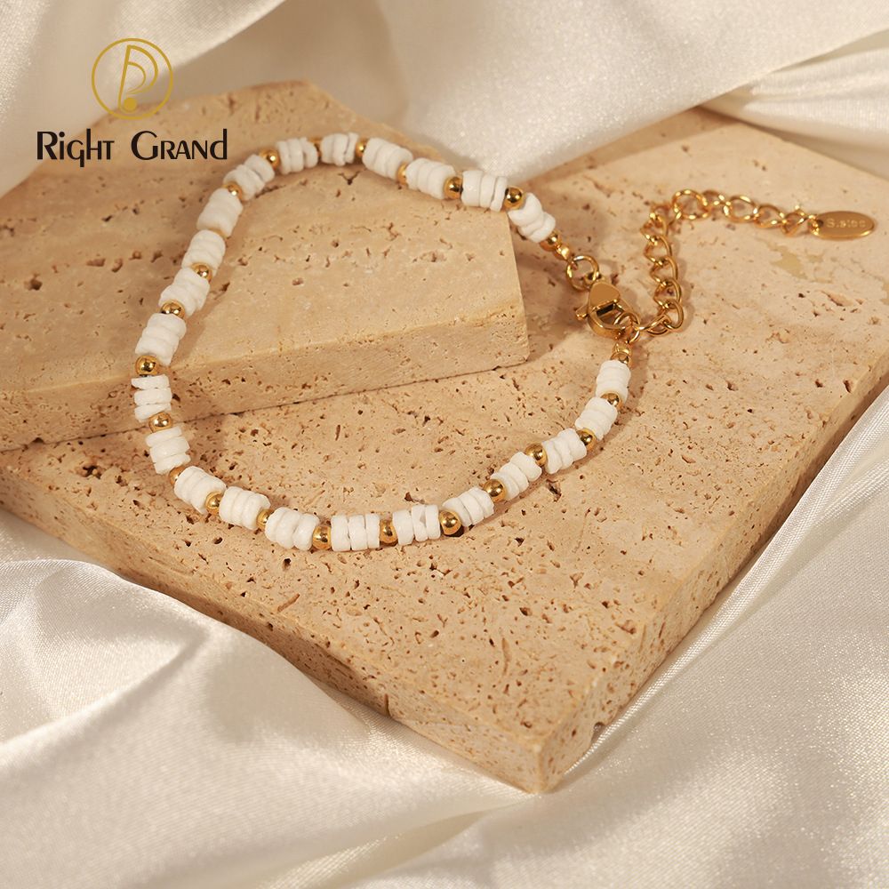 Right Grand Wholesale Fashion Jewelry White Shell Beaded Design Stainless Steel gold-plated Bracelet Women Jewelry