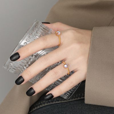 Right Grand Luxury Fashion Personality Moonstone Fried Dough Twists Stainless Steel Ring Women Ring Fine Jewelry Rings