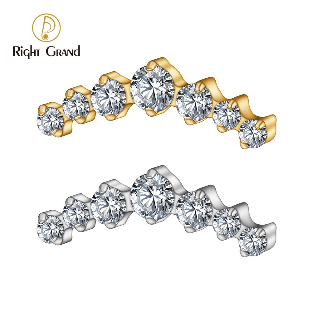 Right Grand ASTM F136 Titanium 16G  Internal Threaded CZ Cluster Climber Stud Earring Labret Helix Tragus Cartilage Stud Flatback Piercing Top