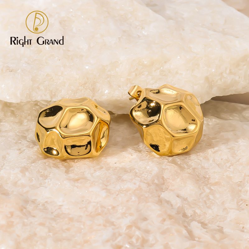 Right Grand Statement Chunky Stainless Steel Jewelry Geometric Honeycomb Textured 18K Gold Plated Stud Earrings