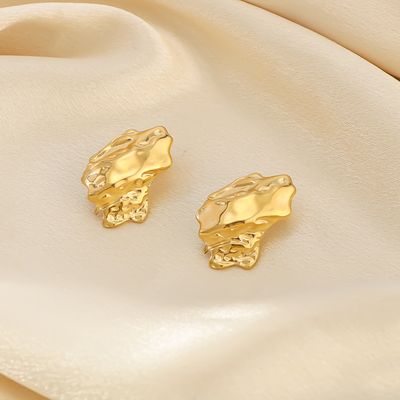 Right Grand Vintage Statement Chunky Stainless Steel Fashion Jewelry Gold Plated Fold Hammered Geometric Stud Earrings