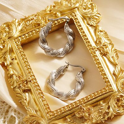 Right Grand Exaggerated Woman Lady Fashion Gold Plated Stainless Steel Hypoallergenic Chunky Twisted Rope Hoop Earrings