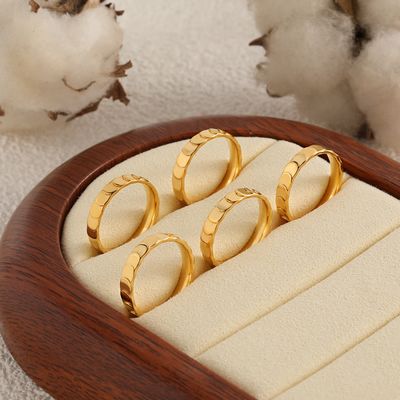 Right Grand Wholesale Waterproof Tarnish Free Stainless Steel Jewelry Fish Scale Statement Rings