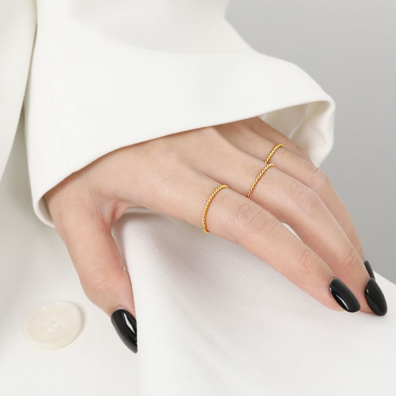 Right Grand Minimalist Classic Fashion Trendy Jewelry Stainless Steel Gold Plated Thin Twisted Rope Ring