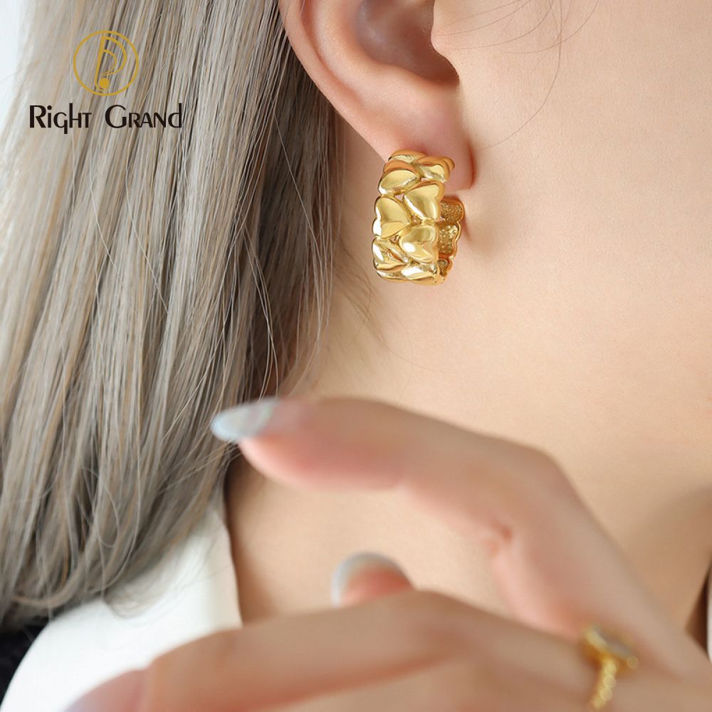 Right Grand Fashion Waterproof Hypoallergenic Jewelry Gift Stainless Steel 18K Gold Plated Casting Mould C Shaped Heart Stud Earrings